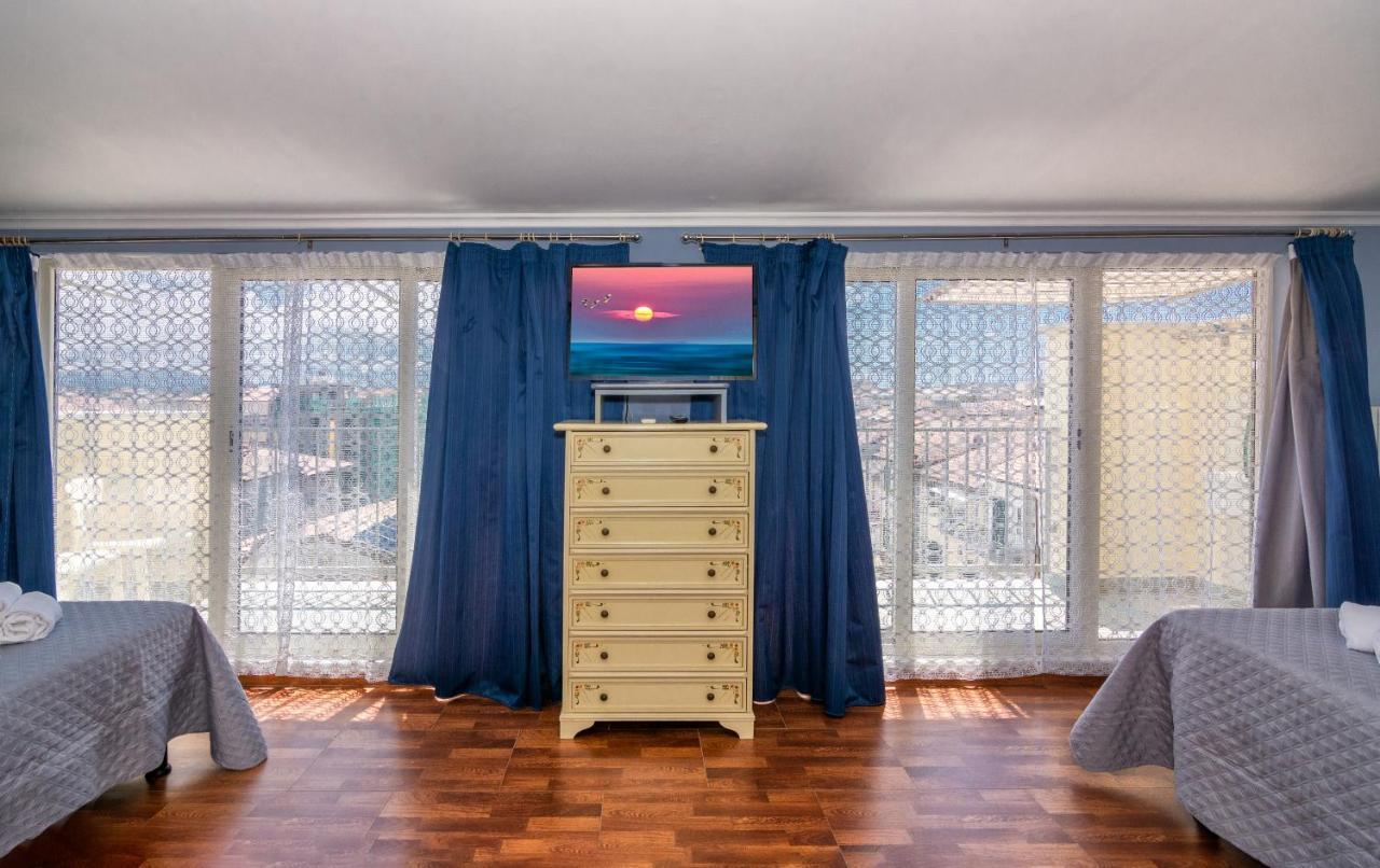 Hotel Villa Benvenuti Виареджо Экстерьер фото