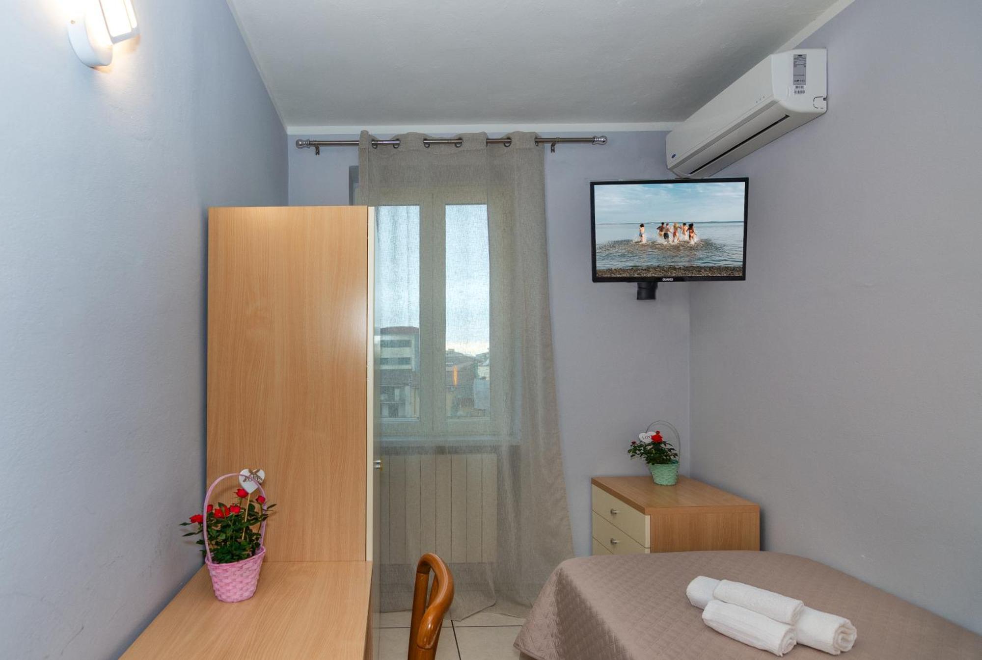 Hotel Villa Benvenuti Виареджо Экстерьер фото